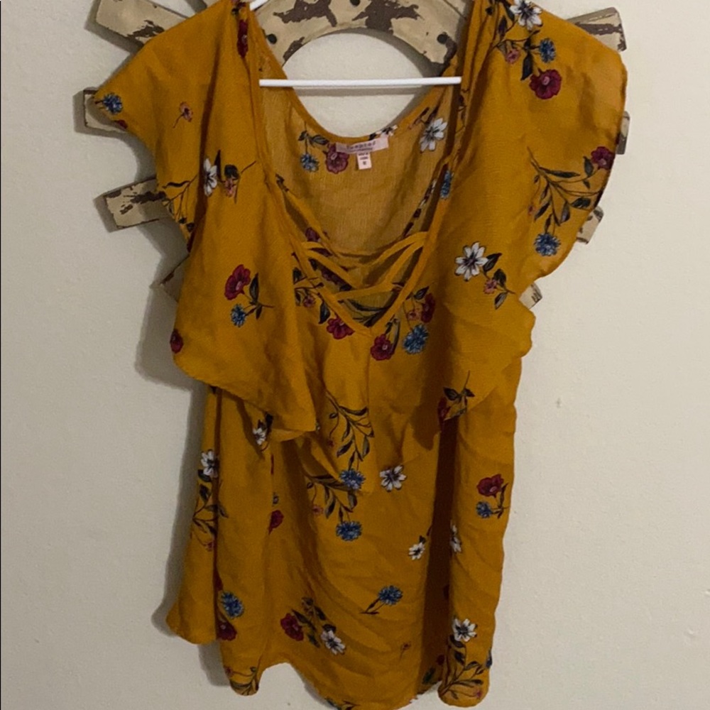 Plus Size sleeveless blouse